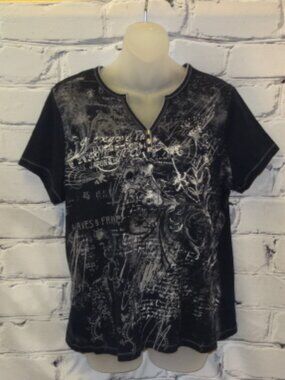 Blue Canyon Clothing Navy Blue Graphic V-Neck Short Sleeve Top, Like New